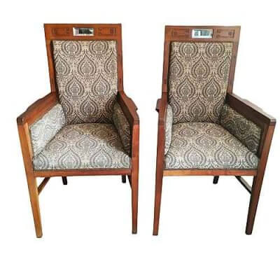 PAREJA DE SILLONES MODERNISTAS