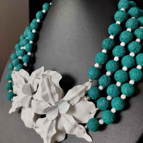 COLLAR DE PIEDRA VOLCÁNICA VERDE - Imagen 2