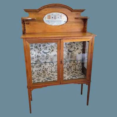 VITRINA EDUARDIANA CON MARQUETERÍA